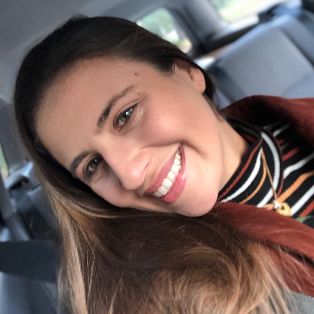 Meet your Posher, Gia
